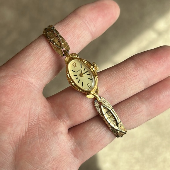 Caravelle Ladies Cocktail Watch. Gold Filled - Picture 3 of 17